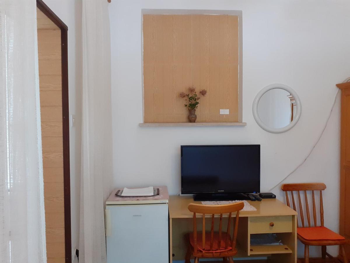 Apartment Simunec Malinska Kültér fotó