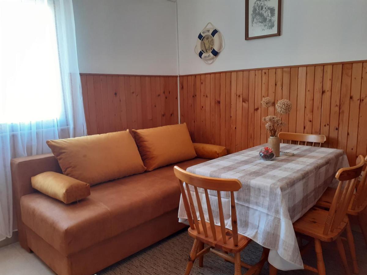 Apartment Simunec Malinska Kültér fotó