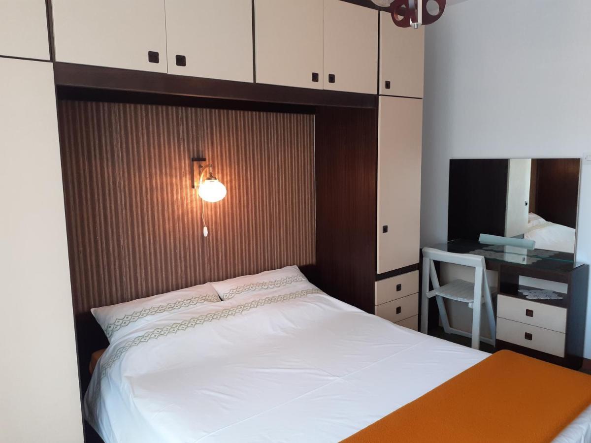 Apartment Simunec Malinska Kültér fotó